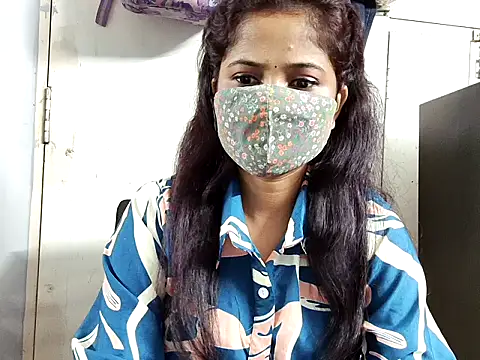 samosa73 online show from 10/24/25, 06:48