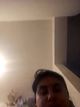 Snapshot of bbruneta37 chatting on 12/22/25, 01:19 bbruneta37 online show from 12/22/25, 01:19