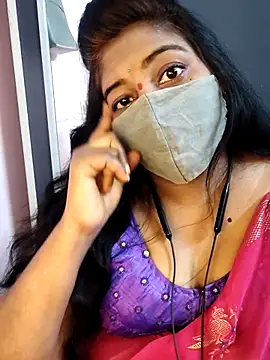 RomeoJuliet345 online show from 02/04/26, 12:44