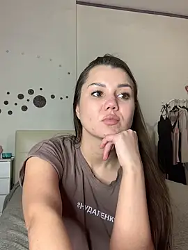 MiraMiss online show from 02/28/25, 02:53