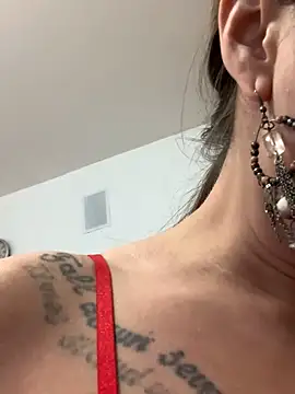 MiraMiss online show from 11/16/25, 08:31