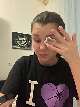 MiraMiss online show from 03/31/26, 05:35