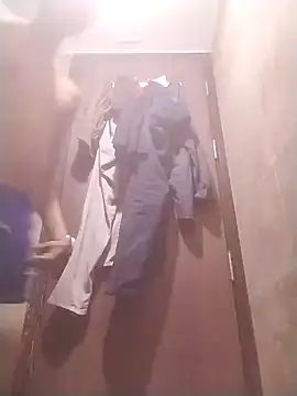 Snapshot of jenilmax chatting on 02/14/25, 01:29 jenilmax online show from 02/14/25, 01:29