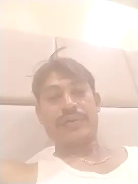 Snapshot of jenilmax chatting on 09/13/25, 06:29 jenilmax online show from 09/13/25, 06:29