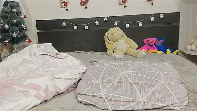 lola  banny online show from 12/03/24, 03:00