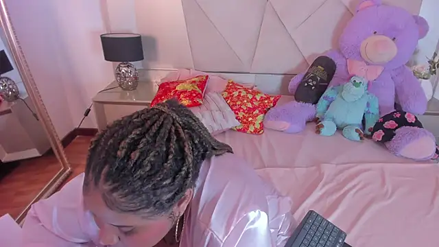 RAVENDIPAUL online show from 12/27/24, 10:16