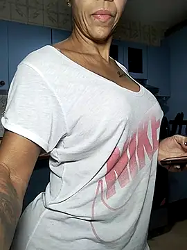 Alison fitness online show from 10/11/25, 10:14