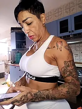 Alison fitness online show from 11/23/25, 01:22