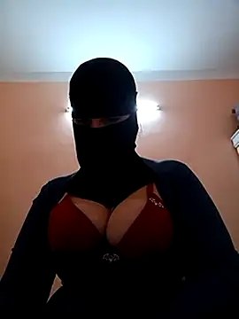 Snapshot of big_yoyo chatting on 02/06/25, 03:52 big yoyo online show from 02/06/25, 03:52