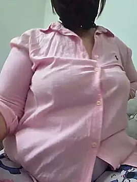 Snapshot of big_yoyo chatting on 03/29/26, 05:35 big yoyo online show from 03/29/26, 05:35