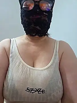 Snapshot of big_yoyo chatting on 04/19/26, 06:10 big yoyo online show from 04/19/26, 06:10