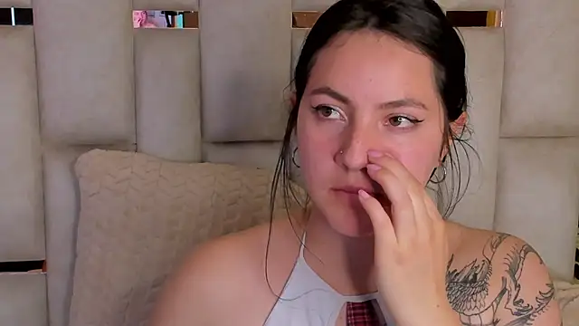 jenifer  power10 online show from 01/09/25, 08:01