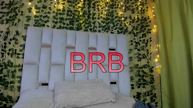 jenifer  power10 online show from 02/09/25, 07:52