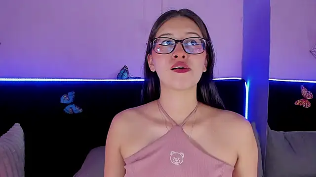 Snapshot of Anastasia_Whitee chatting on 01/11/26, 03:33 Anastasia Whitee online show from 01/11/26, 03:33