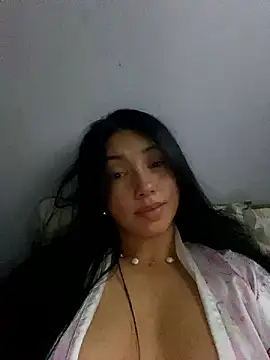 Snapshot of sweet_kitty0110 chatting on 12/02/24, 06:09 sweet kitty0110 online show from 12/02/24, 06:09