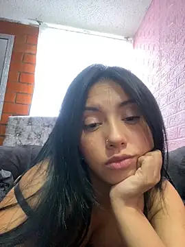 Snapshot of sweet_kitty0110 chatting on 03/03/25, 07:39 sweet kitty0110 online show from 03/03/25, 07:39