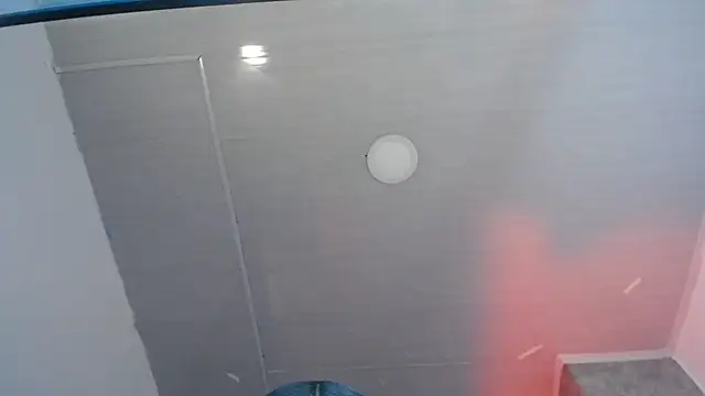 Snapshot of Tiffanny chatting on 12/12/24, 05:48 Tiffanny online show from 12/12/24, 05:48