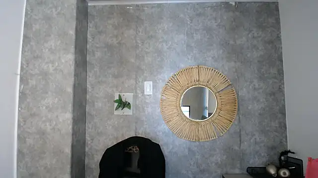 Snapshot of Tiffanny chatting on 01/16/25, 06:48 Tiffanny online show from 01/16/25, 06:48