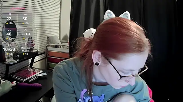 LilyFoxxx online show from 02/24/25, 03:55