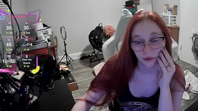 LilyFoxxx online show from 09/13/25, 03:17