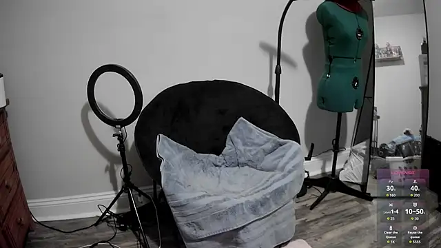 LilyFoxxx online show from 01/10/26, 06:59