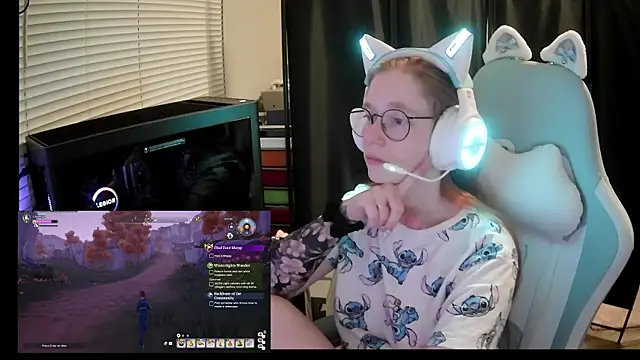 LilyFoxxx online show from 05/15/26, 05:14