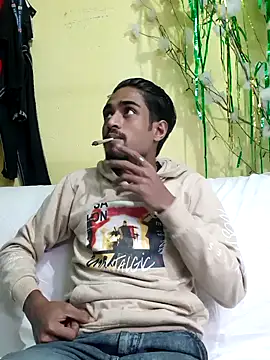 Snapshot of savage_lucifer8 chatting on 12/13/24, 11:13 savage lucifer8 online show from 12/13/24, 11:13