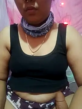 Super-Couple online show from 11/18/25, 08:57