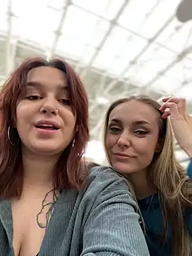 Snapshot of Burning_girlss chatting on 12/12/24, 07:08 Burning girlss online show from 12/12/24, 07:08