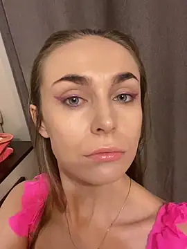 Snapshot of Burning_girlss chatting on 12/26/24, 01:40 Burning girlss online show from 12/26/24, 01:40