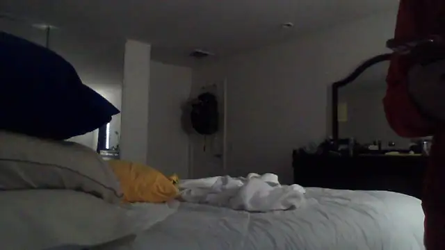 Snapshot of 2Fly4Guy chatting on 12/06/24, 02:35 2Fly4Guy online show from 12/06/24, 02:35