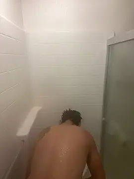 Snapshot of 2Fly4Guy chatting on 12/24/24, 02:43 2Fly4Guy online show from 12/24/24, 02:43