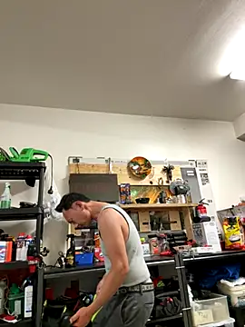 Snapshot of 2Fly4Guy chatting on 10/05/25, 08:01 2Fly4Guy online show from 10/05/25, 08:01