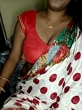 NOTY-LOVE-05 online show from 10/11/25, 03:21