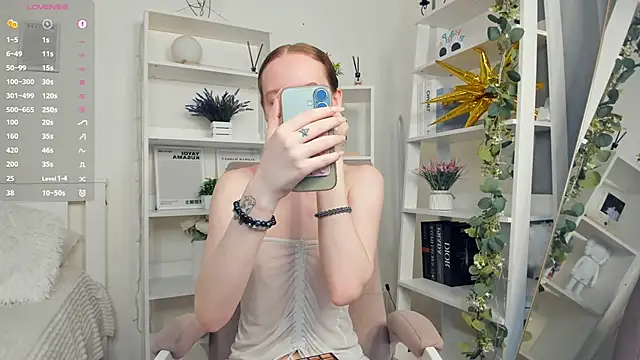 ZaraBluitt online show from 05/21/26, 08:43