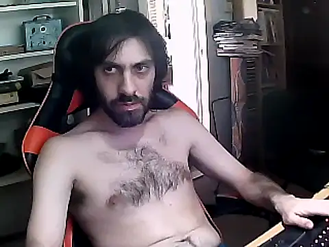 Snapshot of johnwood88 chatting on 02/06/25, 05:09 johnwood88 online show from 02/06/25, 05:09