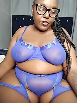 CHERRYYUMMY online show from 05/07/26, 08:36