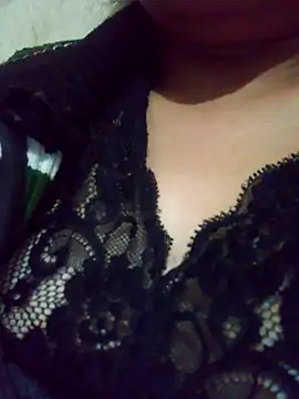 Snapshot of sweet_ruhi chatting on 12/10/24, 03:33 sweet ruhi online show from 12/10/24, 03:33