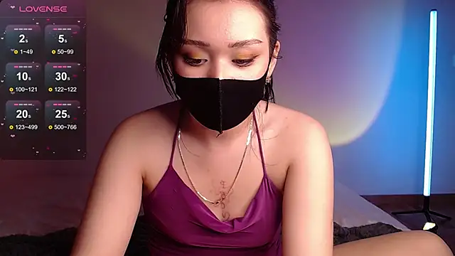 Snapshot of Mellovely chatting on 12/07/24, 02:13 Mellovely online show from 12/07/24, 02:13