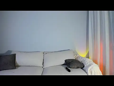 Snapshot of Mellovely chatting on 11/01/25, 12:07 Mellovely online show from 11/01/25, 12:07