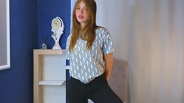 Snapshot of AlodiaBeresford chatting on 12/08/24, 11:24 AlodiaBeresford online show from 12/08/24, 11:24