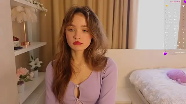 Snapshot of AlodiaBeresford chatting on 02/23/25, 10:06 AlodiaBeresford online show from 02/23/25, 10:06