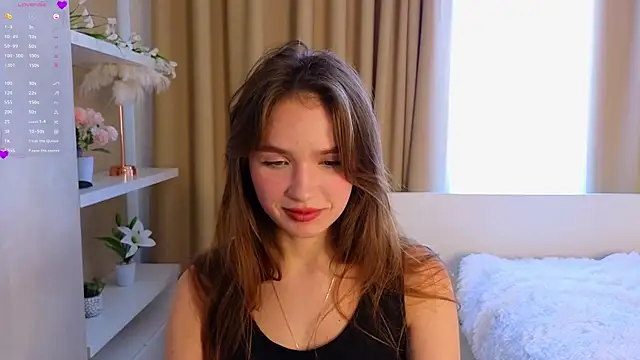 Snapshot of AlodiaBeresford chatting on 03/01/25, 11:28 AlodiaBeresford online show from 03/01/25, 11:28