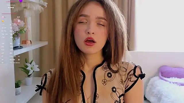 Snapshot of AlodiaBeresford chatting on 03/03/25, 08:16 AlodiaBeresford online show from 03/03/25, 08:16