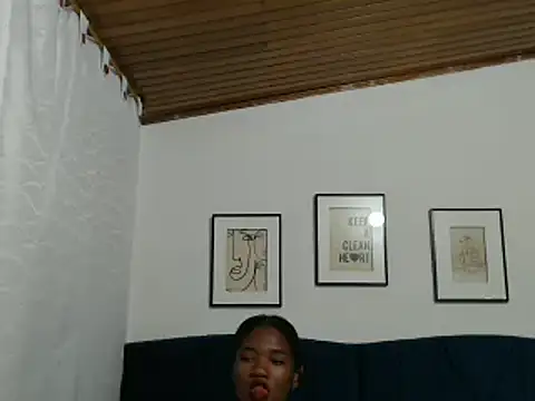 MISSANDRE4 online show from 12/23/24, 07:52