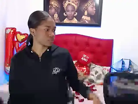 MISSANDRE4 online show from 02/14/25, 02:23