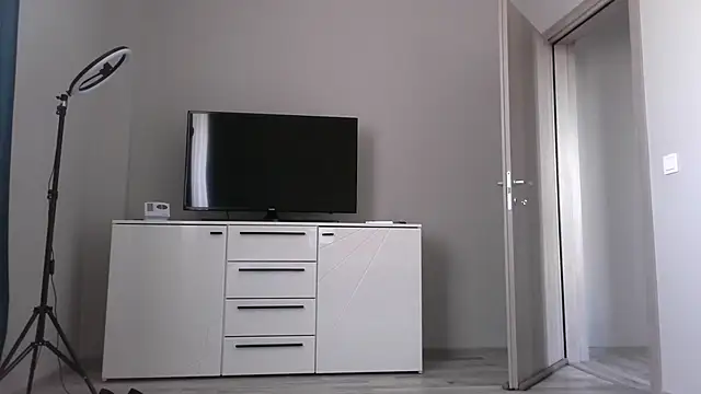 Antonia 1313 online show from 01/18/25, 08:10