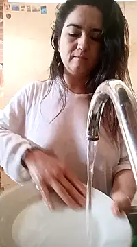 Snapshot of alexax0 chatting on 12/06/24, 01:00 alexax0 online show from 12/06/24, 01:00