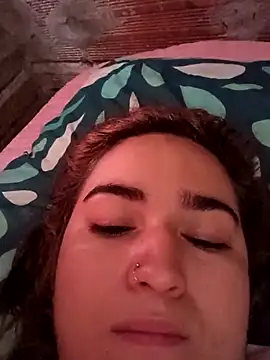 Snapshot of alexax0 chatting on 02/19/25, 02:34 alexax0 online show from 02/19/25, 02:34