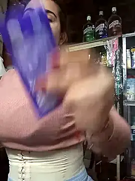 Snapshot of alexax0 chatting on 03/23/25, 03:21 alexax0 online show from 03/23/25, 03:21